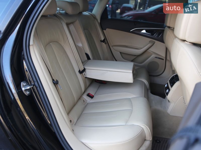 Седан Audi A6 2014 в Киеве