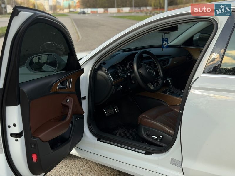 Седан Audi A6 2015 в Львові