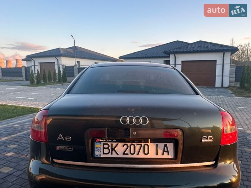 Седан Audi A6 2001 в Вараше