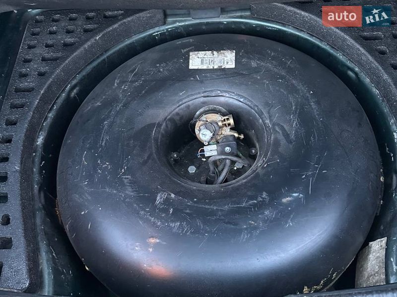 Седан Audi A6 2001 в Вараше