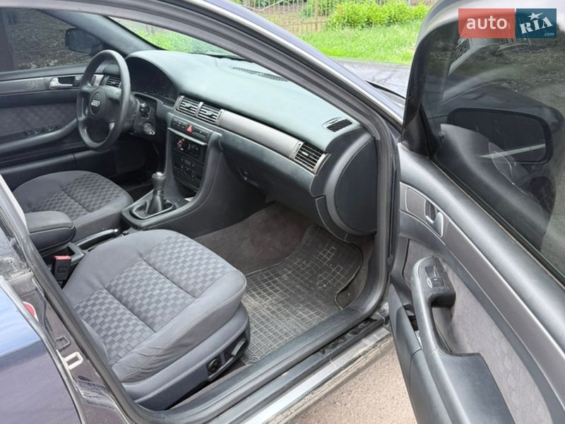 Универсал Audi A6 1999 в Софиевке