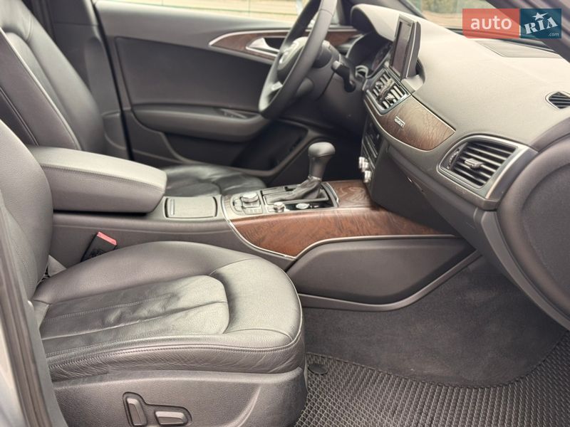 Седан Audi A6 2013 в Дубровице