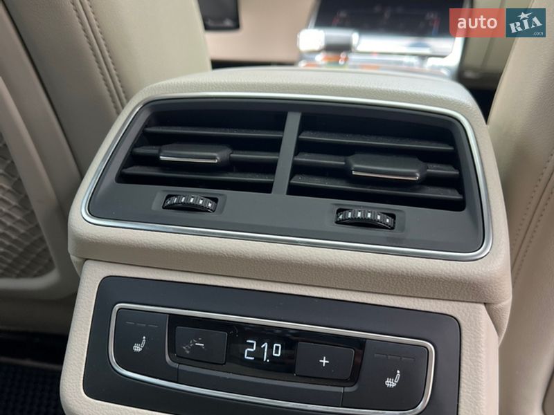 Седан Audi A6 2018 в Киеве