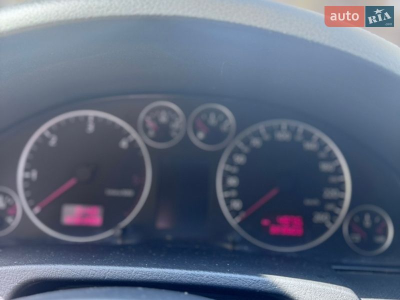 Універсал Audi A6 2003 в Чернівцях