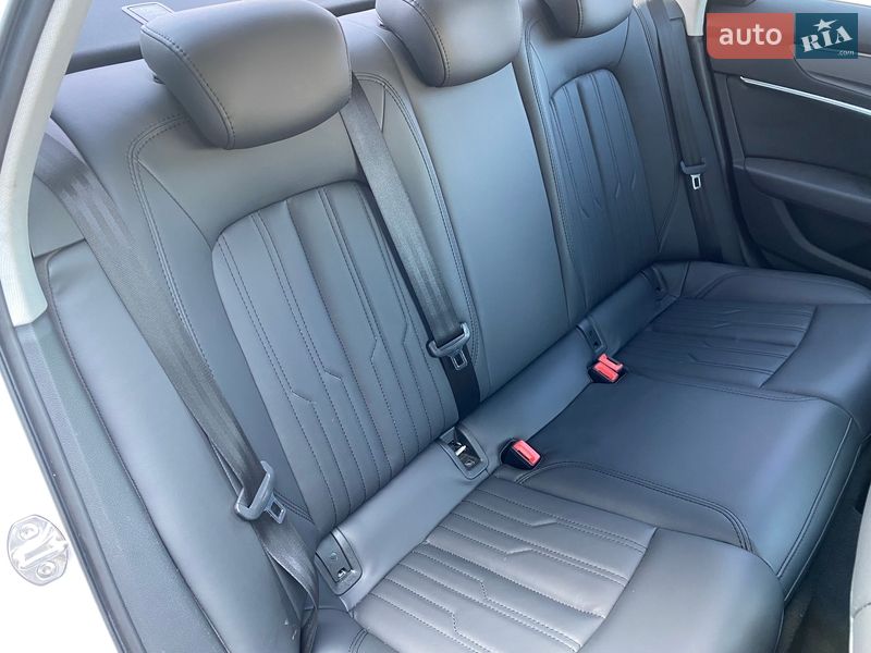 Седан Audi A6 2020 в Хмельницком