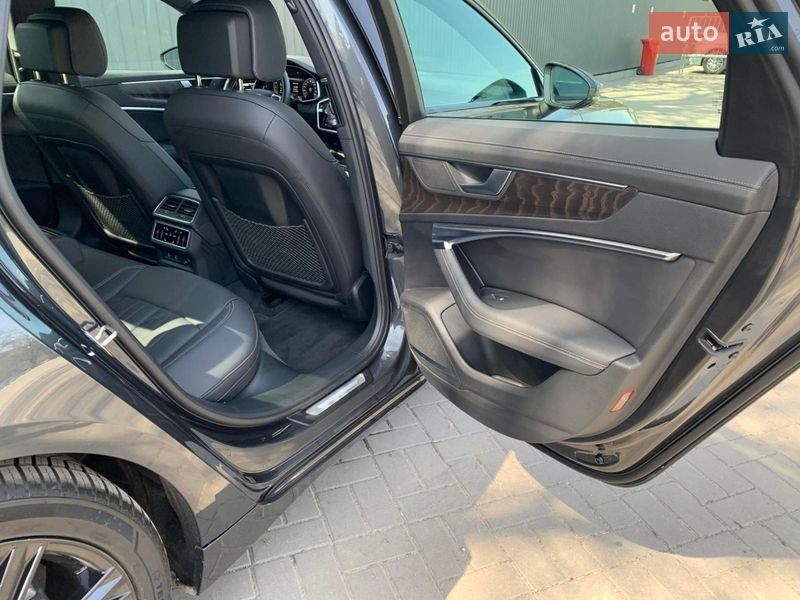 Седан Audi A6 2023 в Хмельницком