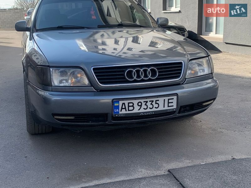 Седан Audi A6 1996 в Кременце