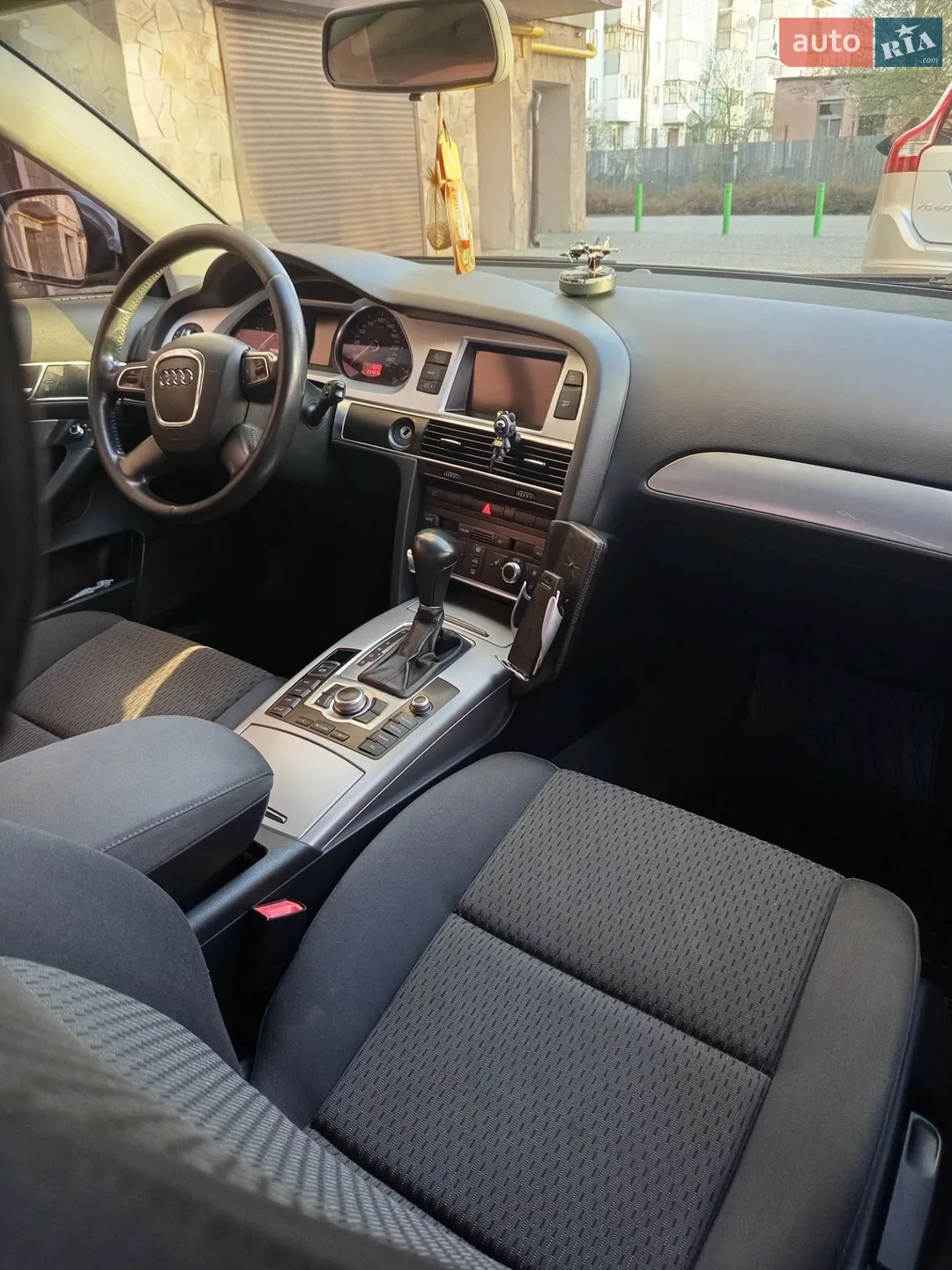 2010 Audi A6 - мініатюра 19