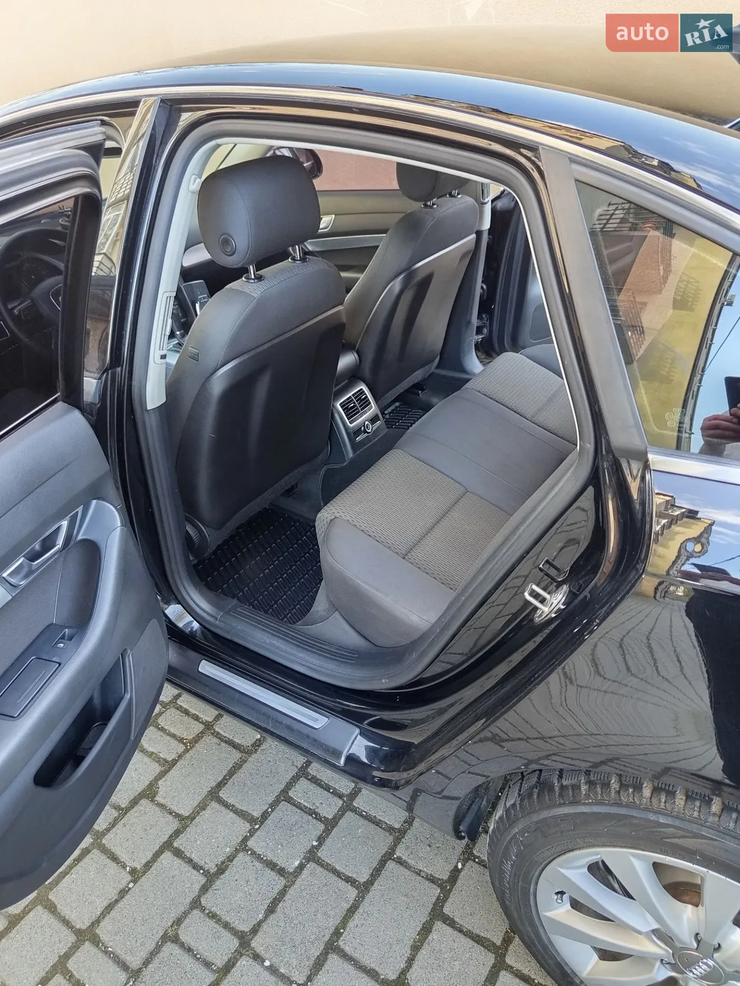 2010 Audi A6 - мініатюра 9