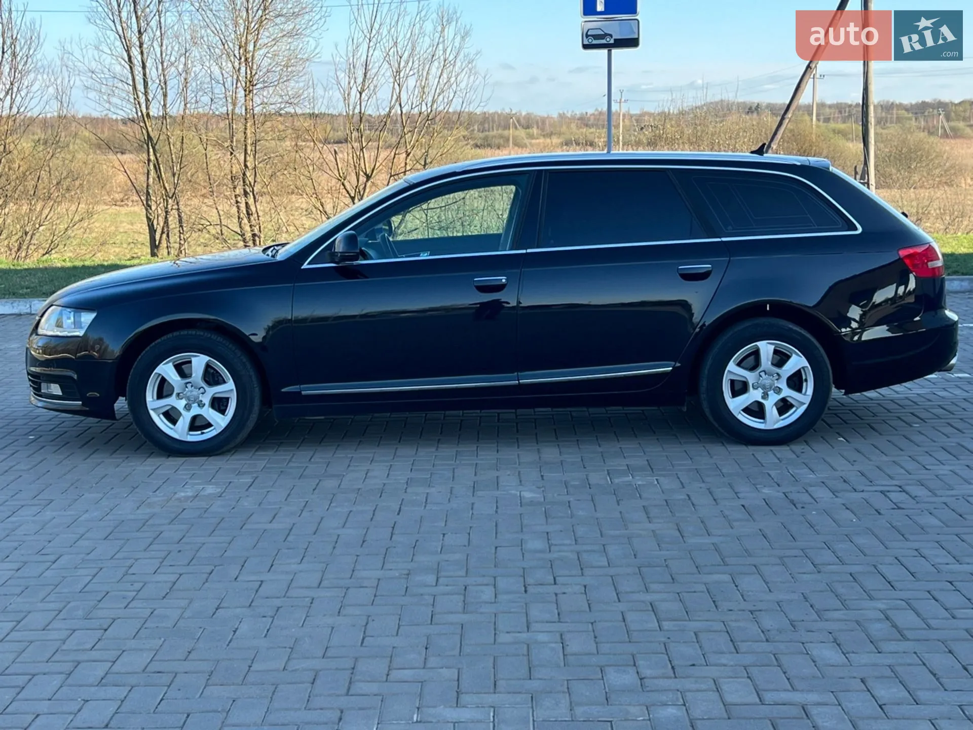 2010 Audi A6 - мініатюра 11