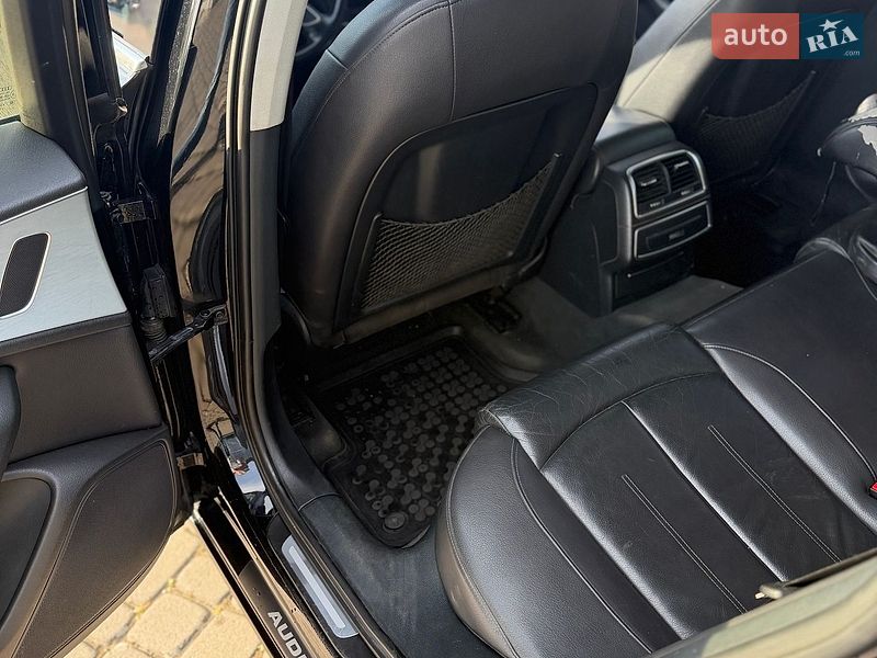 Седан Audi A6 2012 в Ужгороде