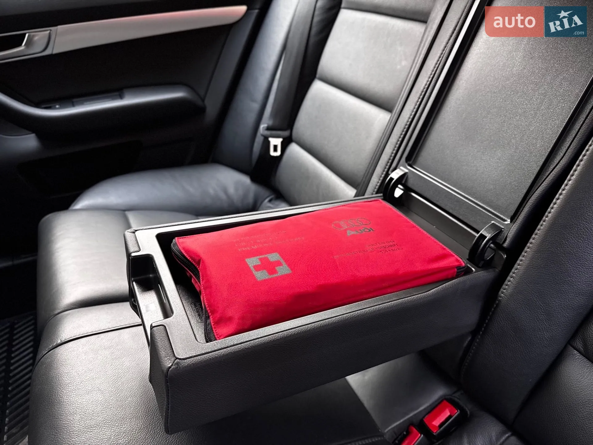 2010 Audi A6 - мініатюра 68