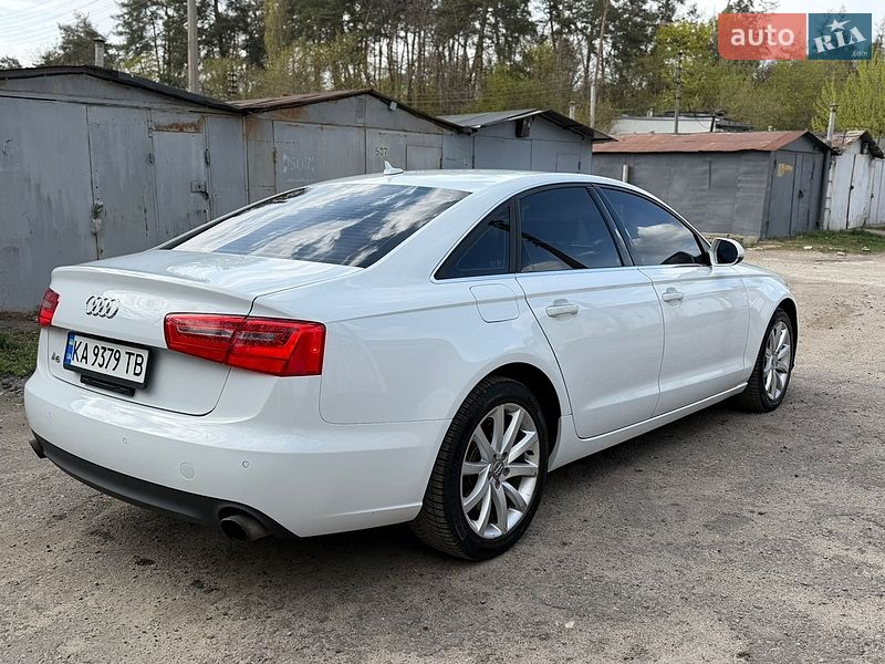 Седан Audi A6 2014 в Киеве