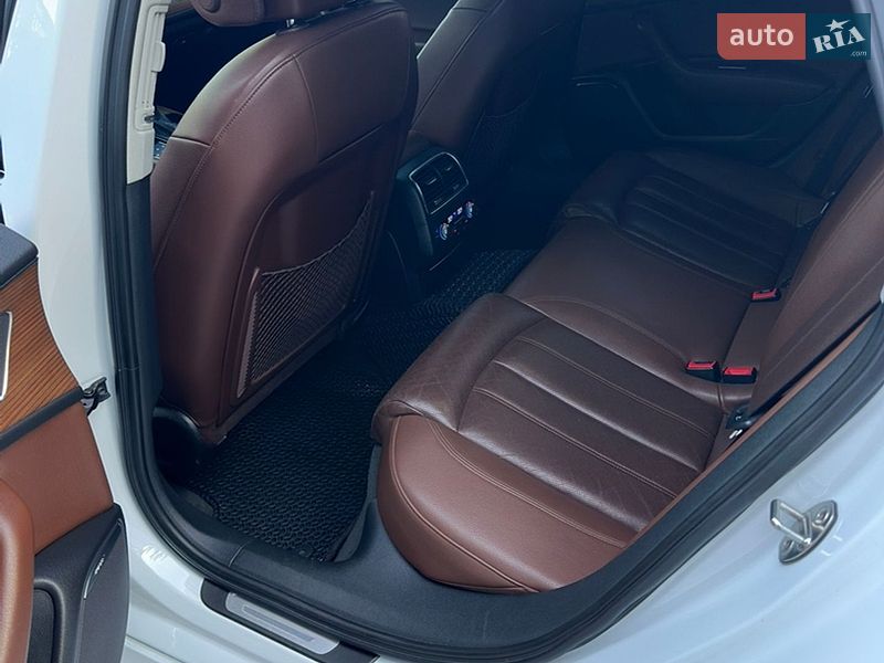 Седан Audi A6 2016 в Киеве