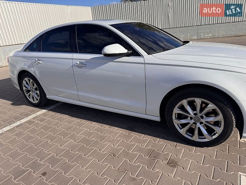 Седан Audi A6 2015 в Виннице