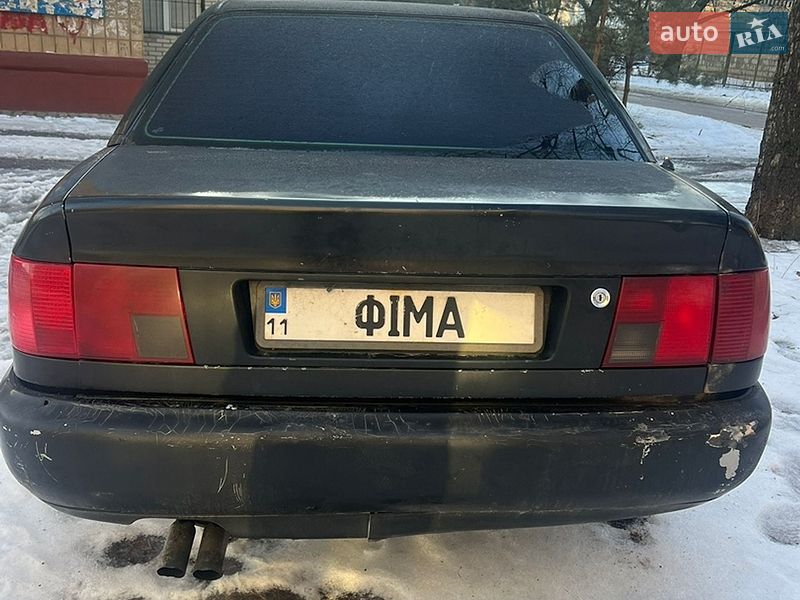 Седан Audi A6 1996 в Ромнах