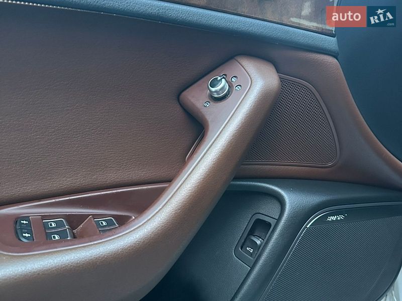 Седан Audi A6 2014 в Ровно