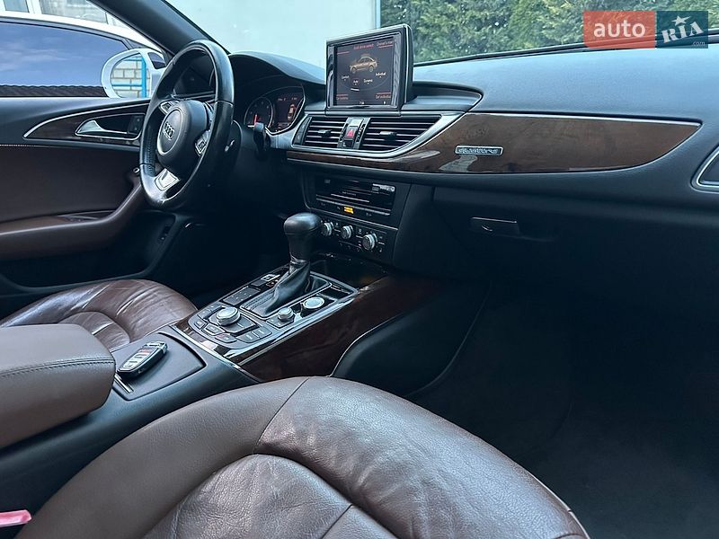 Седан Audi A6 2014 в Ровно