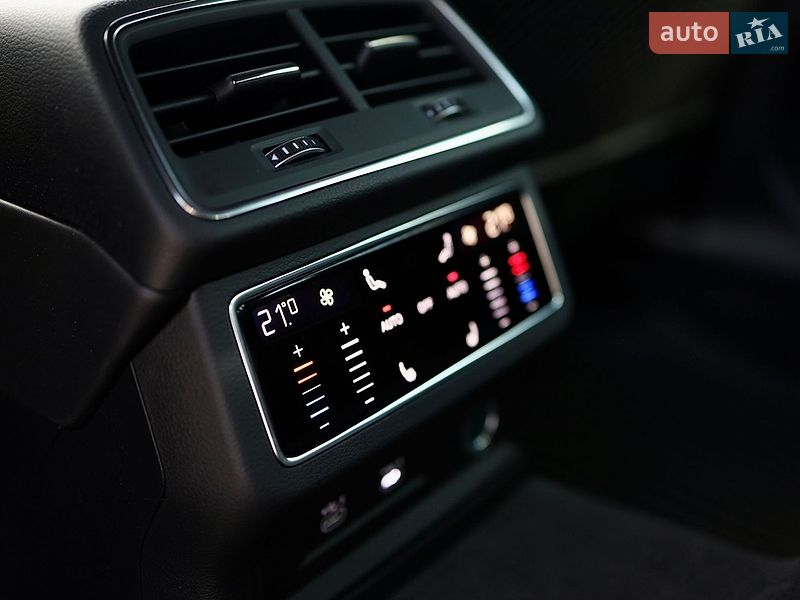 Седан Audi A6 2020 в Івано-Франківську