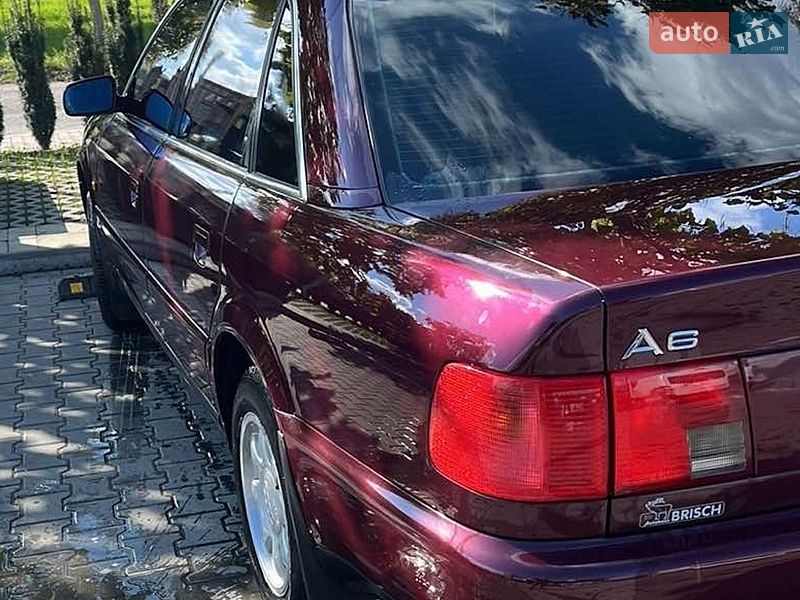 Седан Audi A6 1996 в Чернівцях