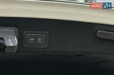 Седан Audi A6 2015 в Львові