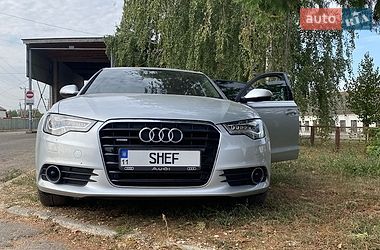 Седан Audi A6 2014 в Умані