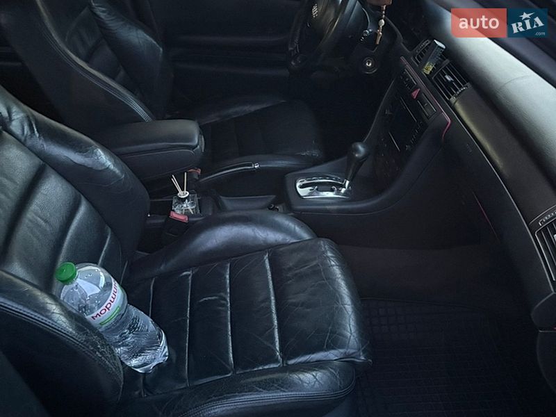 Универсал Audi A6 2000 в Сквире