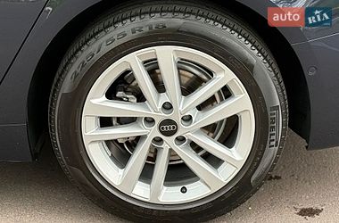 Седан Audi A6 2023 в Киеве