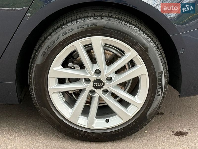 Седан Audi A6 2023 в Киеве