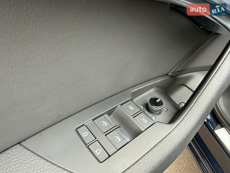 Седан Audi A6 2023 в Киеве