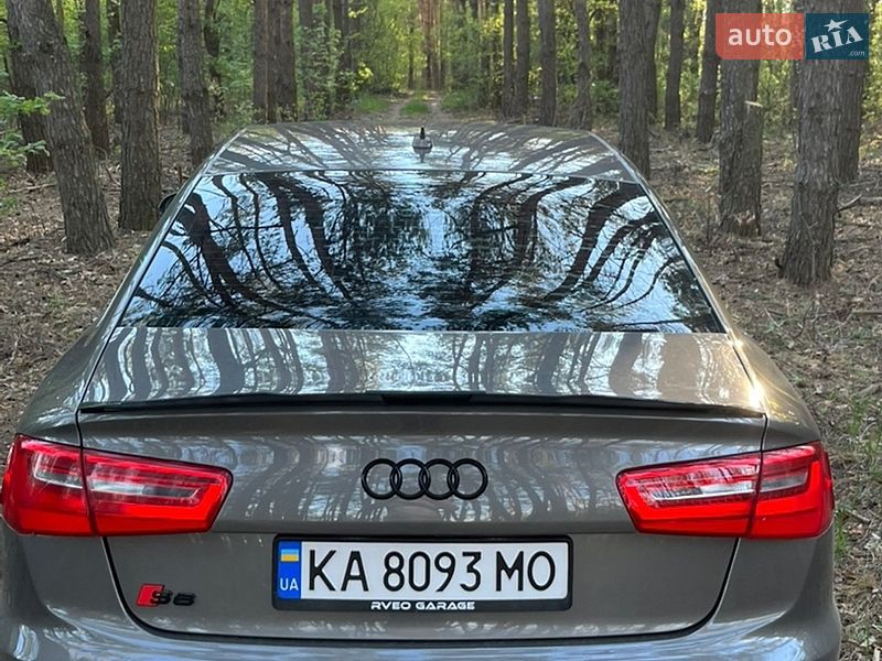 Седан Audi A6 2012 в Киеве