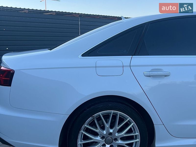 Седан Audi A6 2016 в Киеве