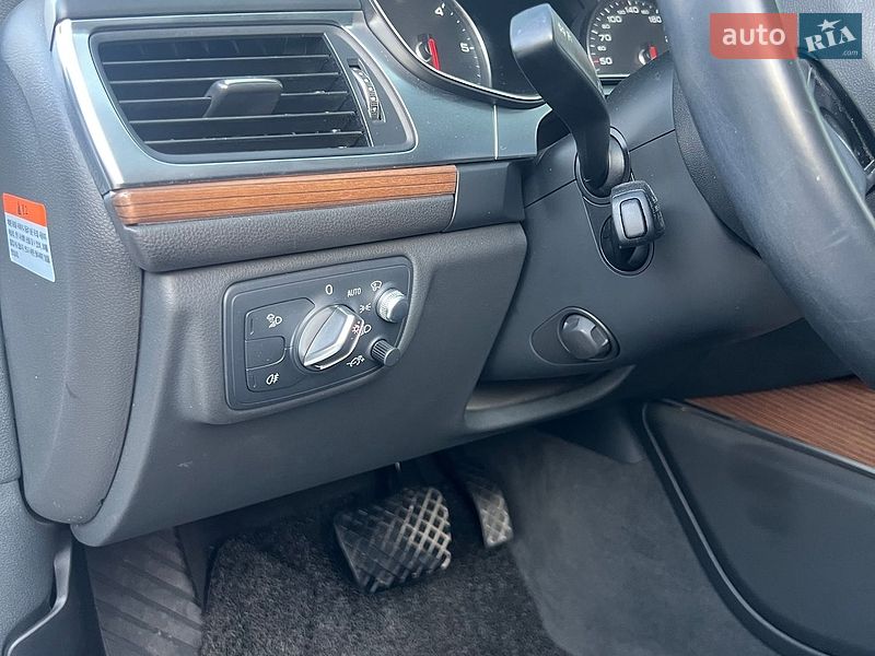 Седан Audi A6 2016 в Киеве