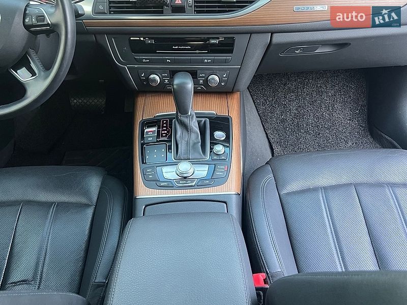 Седан Audi A6 2016 в Киеве