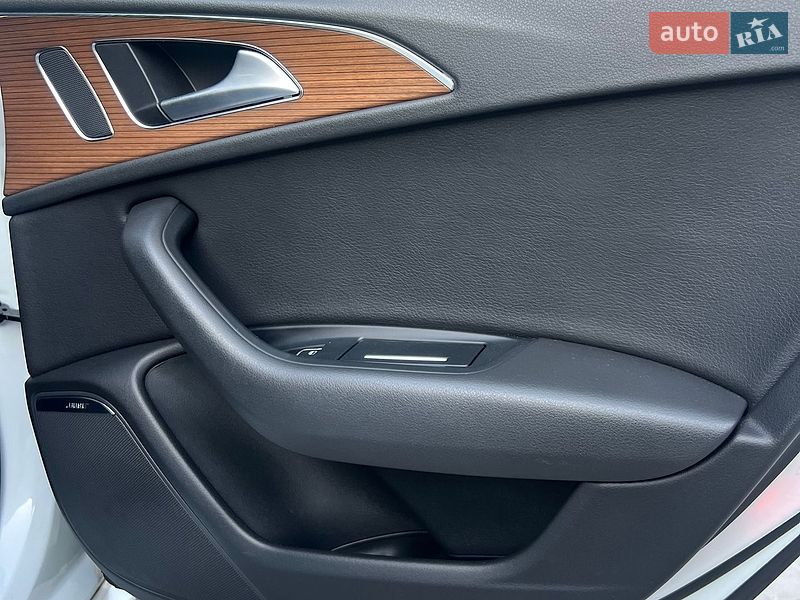 Седан Audi A6 2016 в Киеве