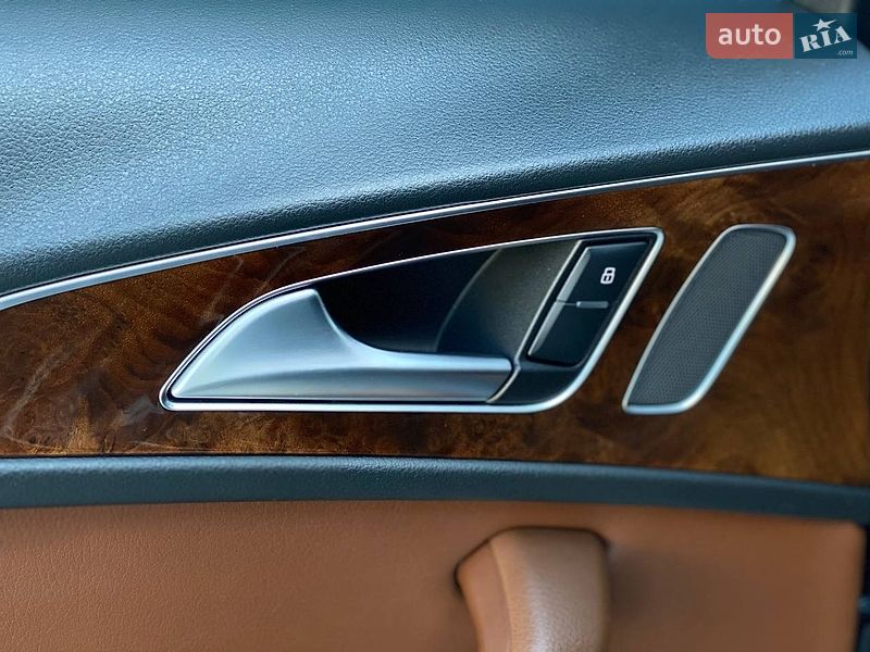Седан Audi A6 2012 в Киеве