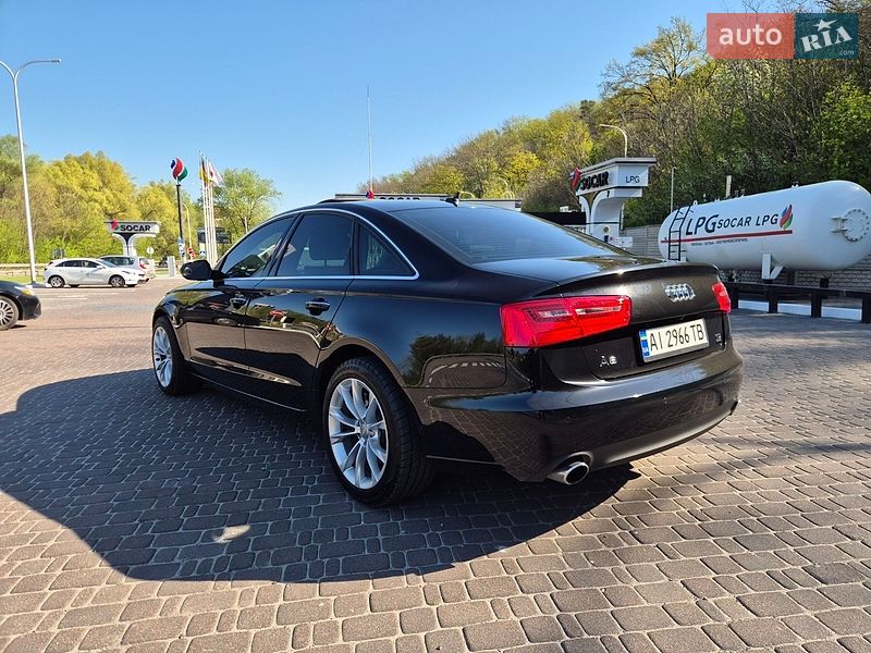 Седан Audi A6 2014 в Киеве