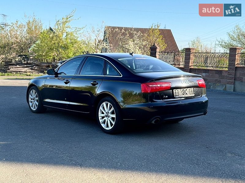 Седан Audi A6 2014 в Ровно