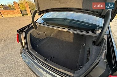 Седан Audi A6 2014 в Ровно