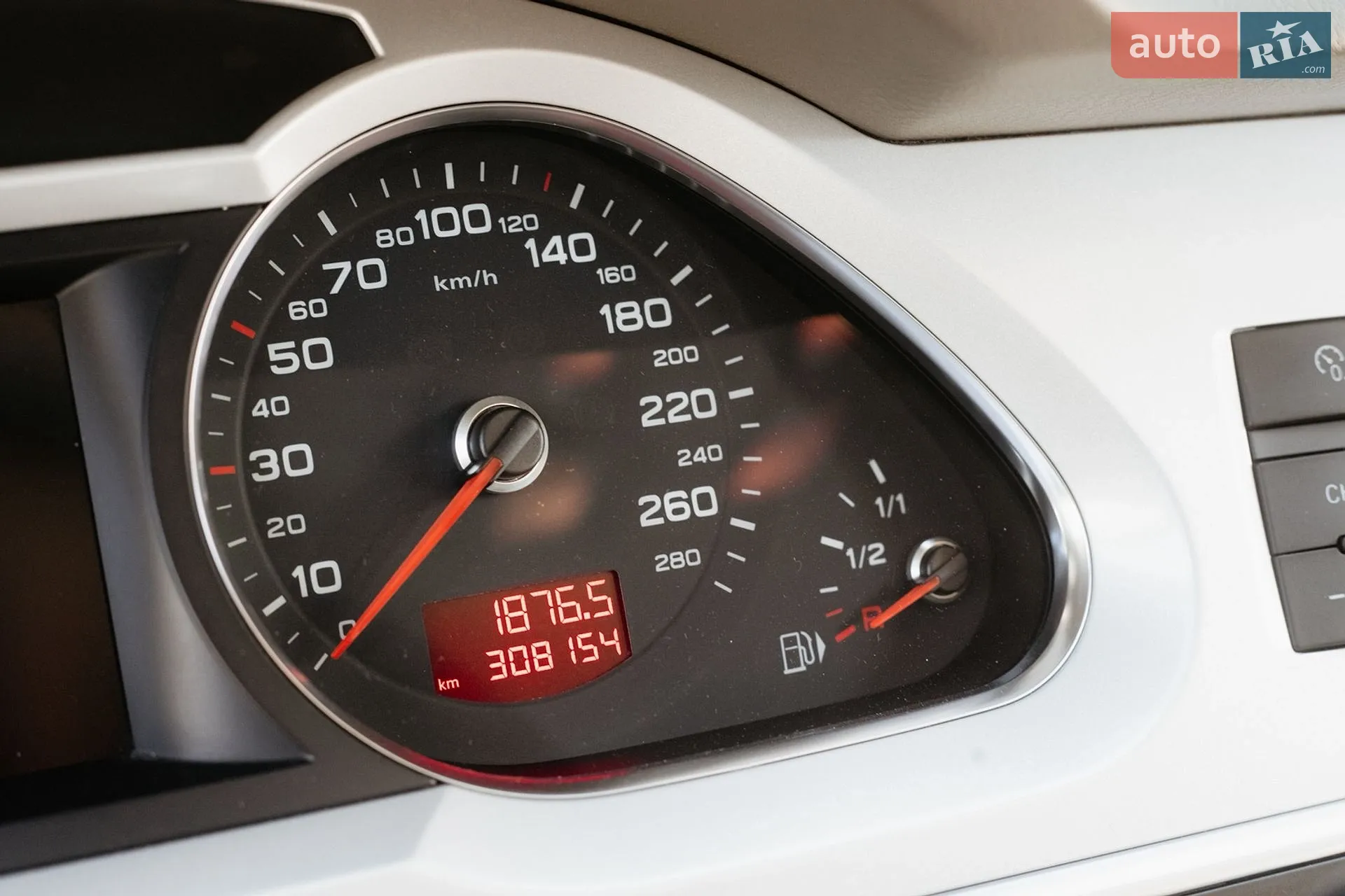 2011 Audi A6 - мініатюра 36