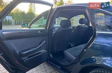 Седан Audi A6 1998 в Жовкве