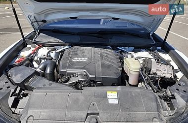 Седан Audi A6 2022 в Киеве