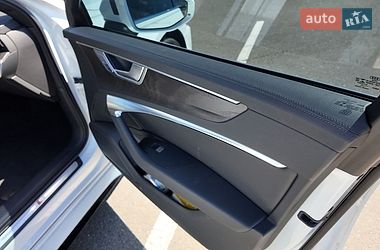 Седан Audi A6 2022 в Киеве