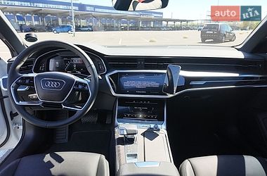 Седан Audi A6 2022 в Киеве