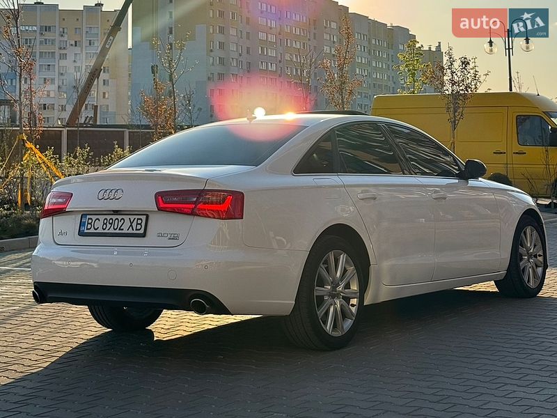 Седан Audi A6 2013 в Киеве