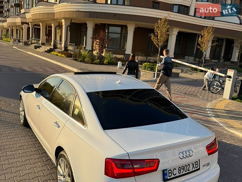 Седан Audi A6 2013 в Киеве