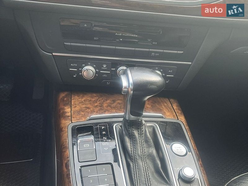 Седан Audi A6 2014 в Луцке
