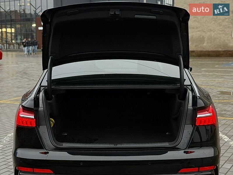Седан Audi A6 2019 в Киверцах