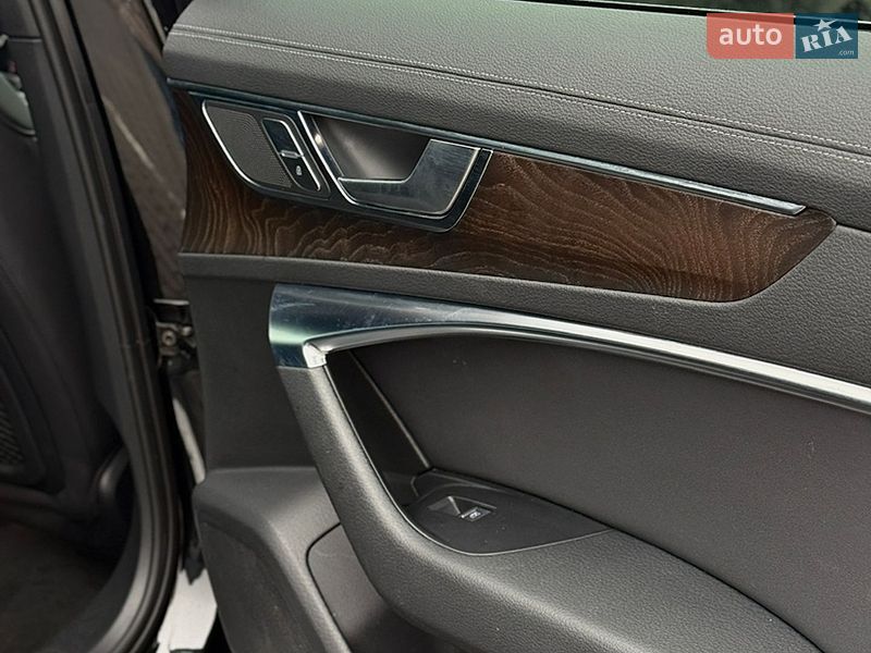 Седан Audi A6 2019 в Киверцах