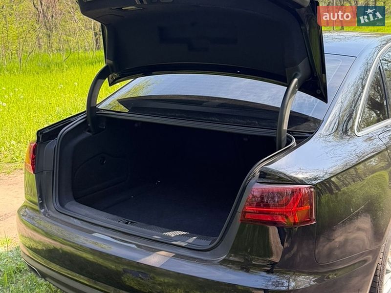 Седан Audi A6 2015 в Дніпрі